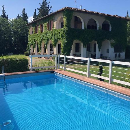 Villa Albertina Монтеспертоли Екстериор снимка