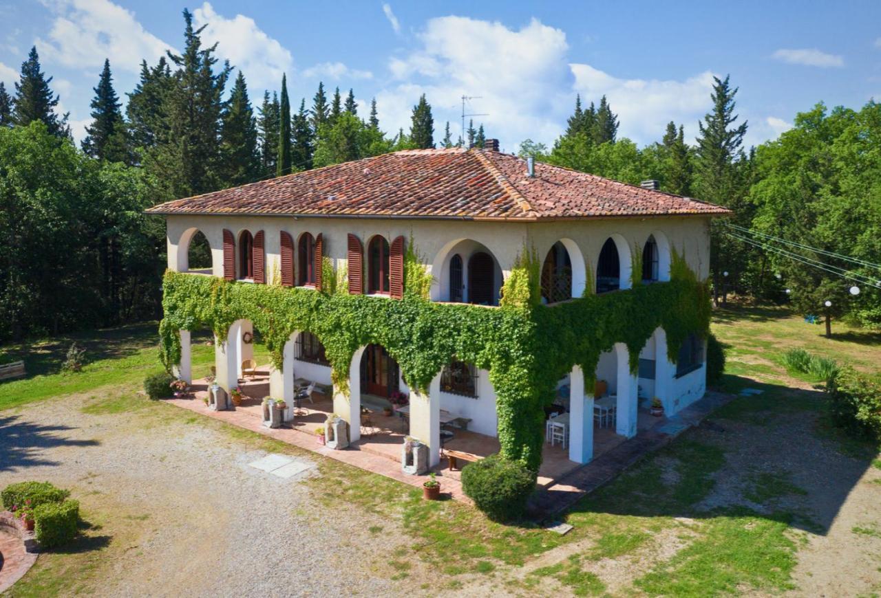 Villa Albertina Монтеспертоли Екстериор снимка