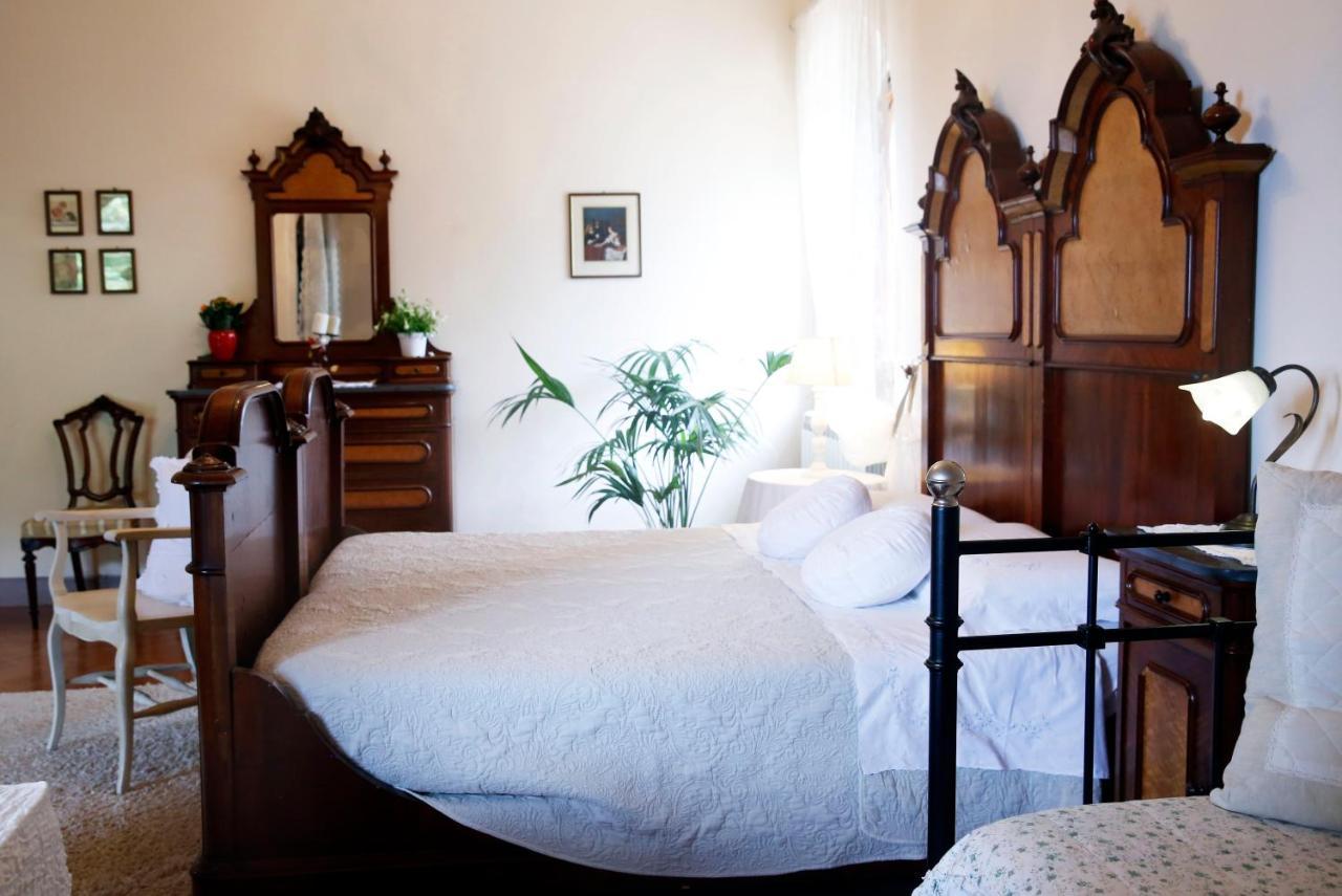 Villa Albertina Монтеспертоли Екстериор снимка