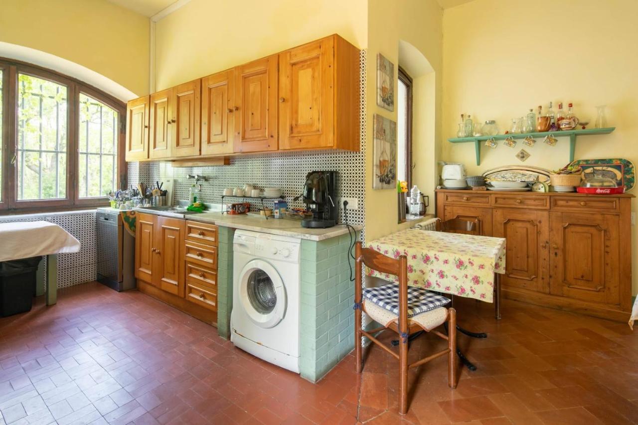 Villa Albertina Монтеспертоли Екстериор снимка