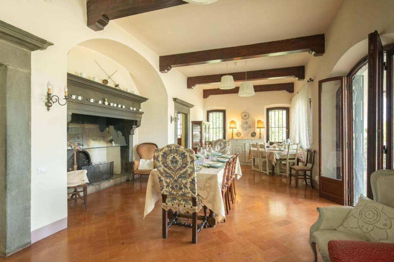 Villa Albertina Монтеспертоли Екстериор снимка