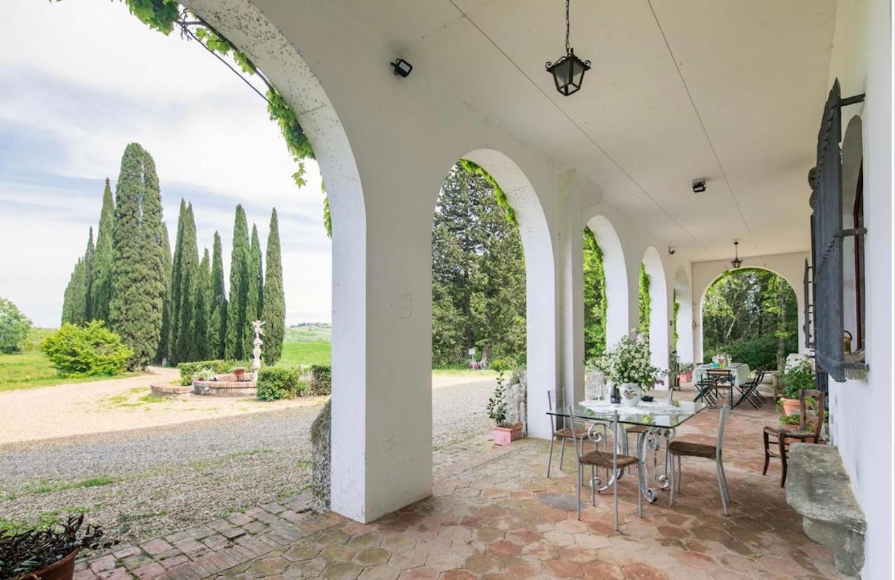 Villa Albertina Монтеспертоли Екстериор снимка