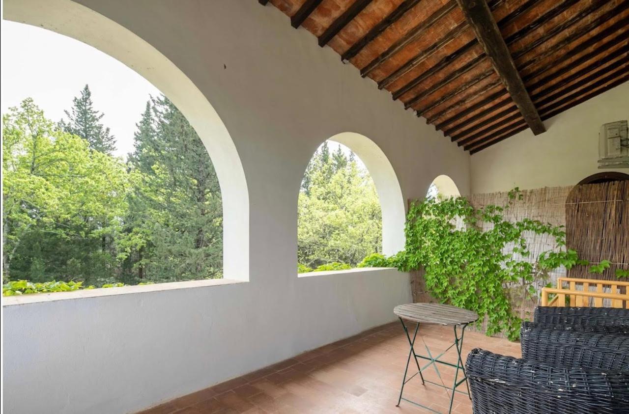 Villa Albertina Монтеспертоли Екстериор снимка