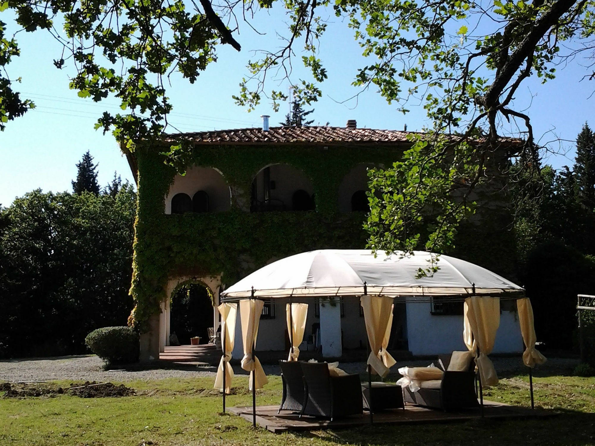 Villa Albertina Монтеспертоли Екстериор снимка